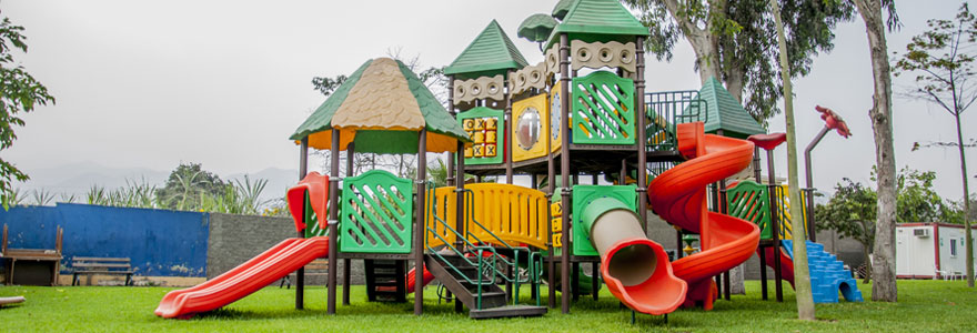 Aménager un espace de jeux pour enfants dans un jardin